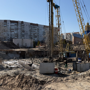 Новостройка, Черкассы, Героев Днепра